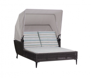 Genval Daybed w/ Sunbrella Canopy