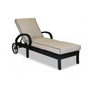 Monterey Chaise Lounge